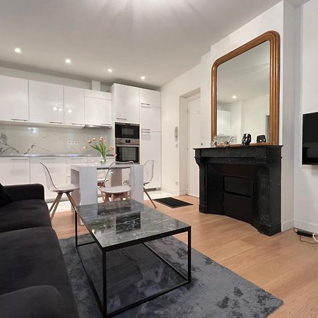 Luxury Appartment, Champs Elysees, Neuf ! Paris Eksteriør billede